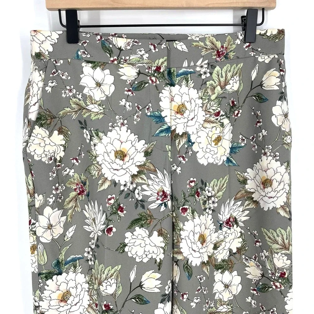 Zara Basic Collection Gray and White Floral Print Casual‎ Business Pants Medium